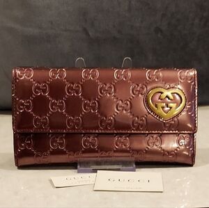 GUCCI SHINE GUCCISSIMA LOVELY HEART PATENT PLUM LEATHER CONTINENTAL LONG WALLET